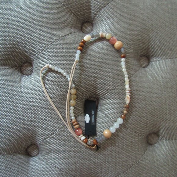 86 York Semi Precious Necklace - Picture 5 of 6